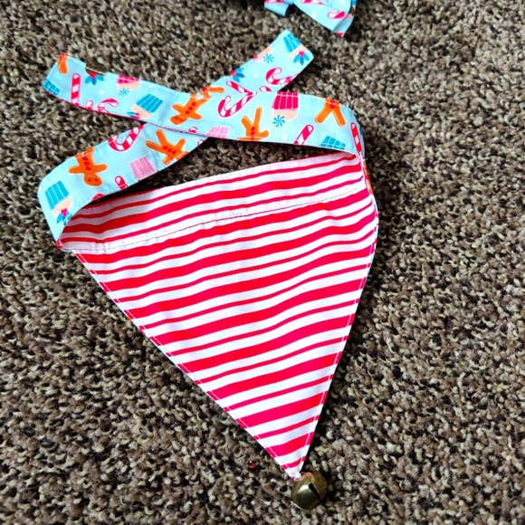 Holiday Bow and Bandana for Dog - Picture 2 of 6
